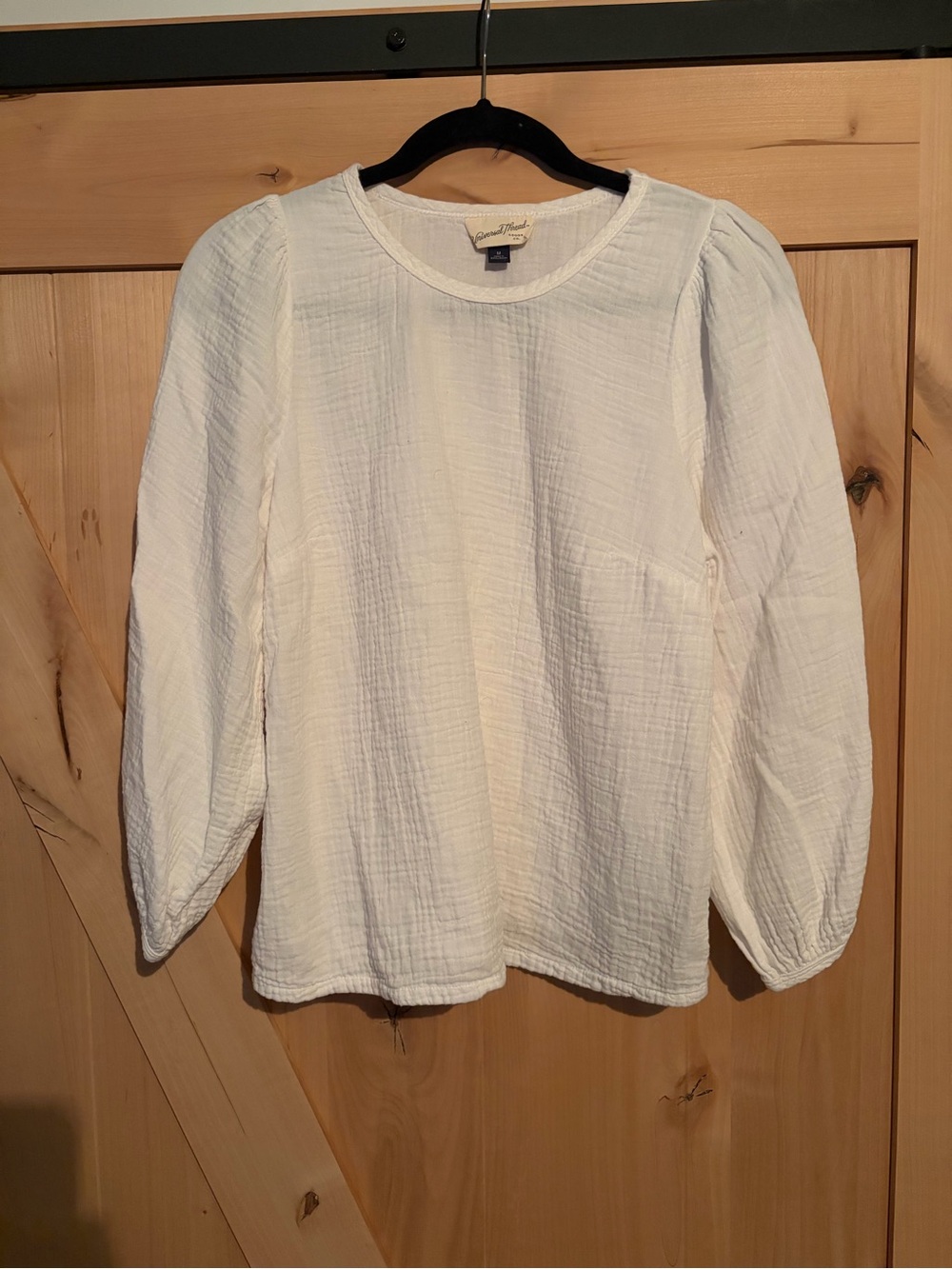 Universal Thread Cream Textured Puff-Sleeve Blouse